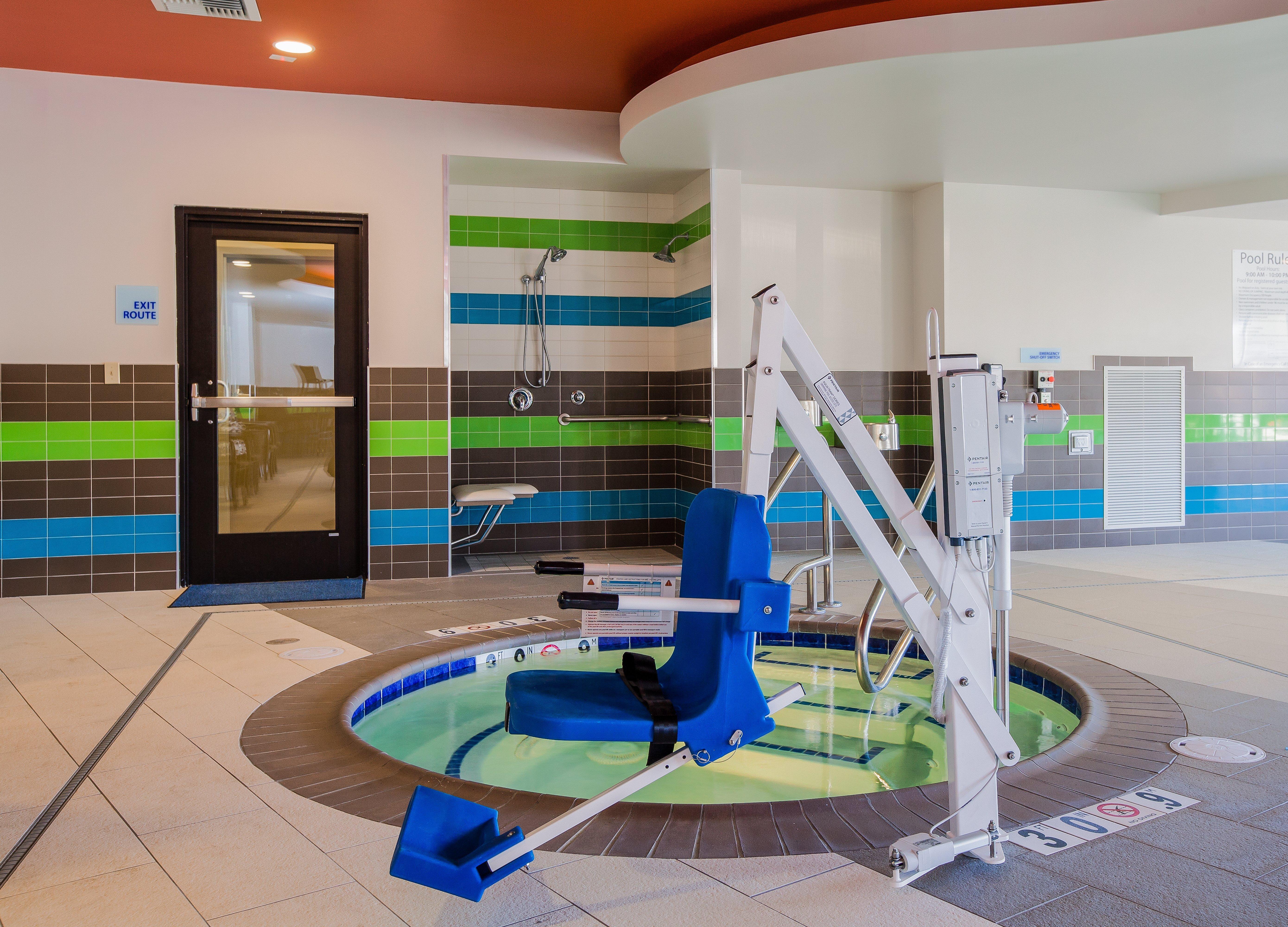 Holiday Inn Express & Suites Eureka By Ihg Exterior foto